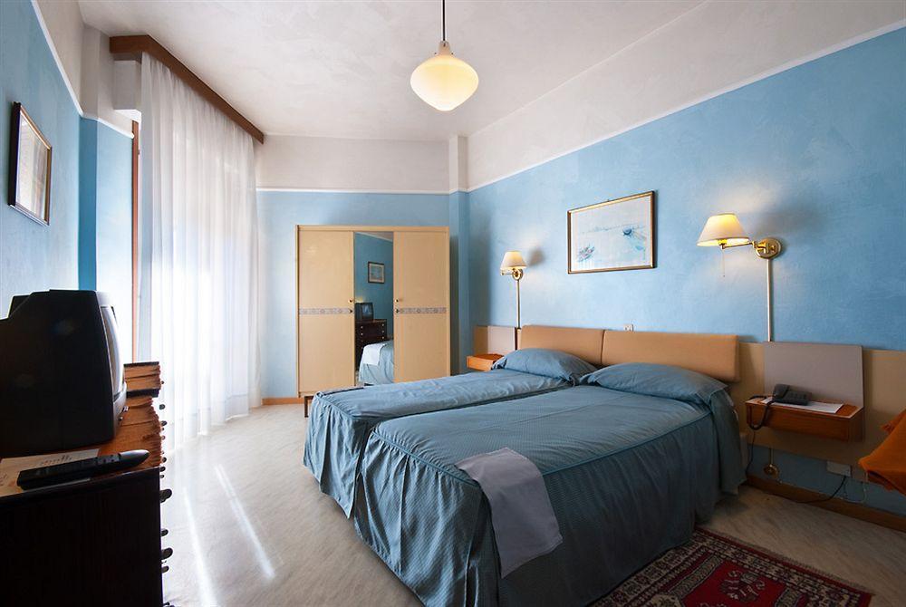 Hotel Universo Lido di Jesolo Dış mekan fotoğraf